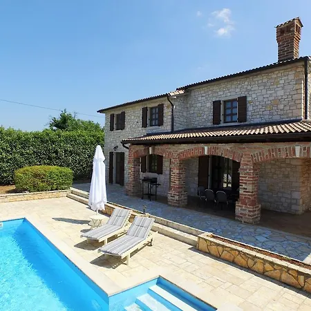 Villas Heraki By Istarski Dvori