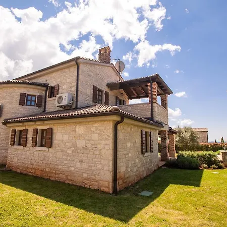 Villas Heraki By Istarski Dvori
