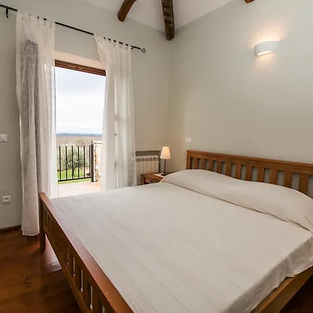 Villas Heraki By Istarski Dvori *
