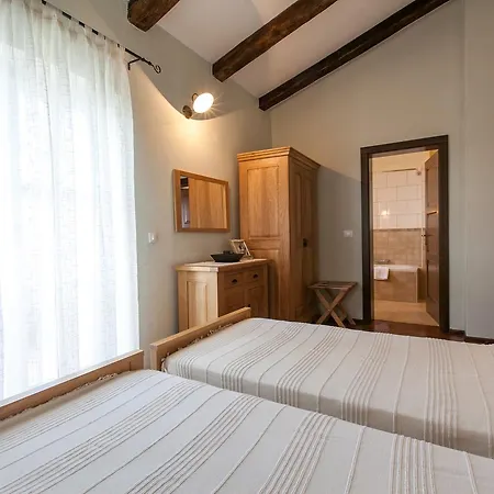 Villa Villas Heraki By Istarski Dvori *